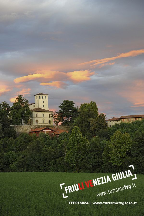 Castello di Colloredo di Monte Abano